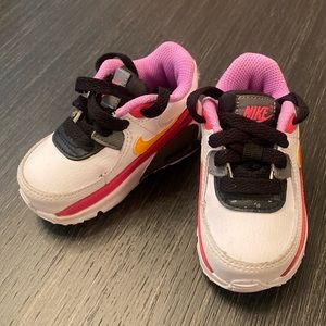 Toddler Nike sneaker
